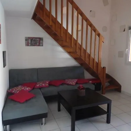 House Clos Des Amandines 12 بيت للعطل