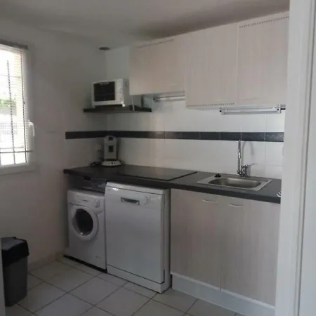 House Clos Des Amandines 12 بيت للعطل آجد